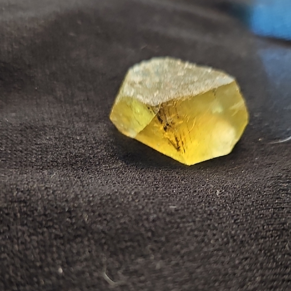 Rare Yellow Citrine color beryl, specifically yellow beryl (heliodor).  139CT